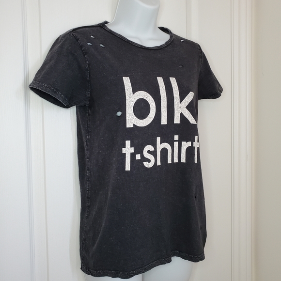 🔥3/$30 Distressed Casual Tee - Picture 3 of 7